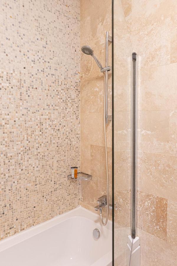 Apartament Le Bonheur Мамая Екстериор снимка