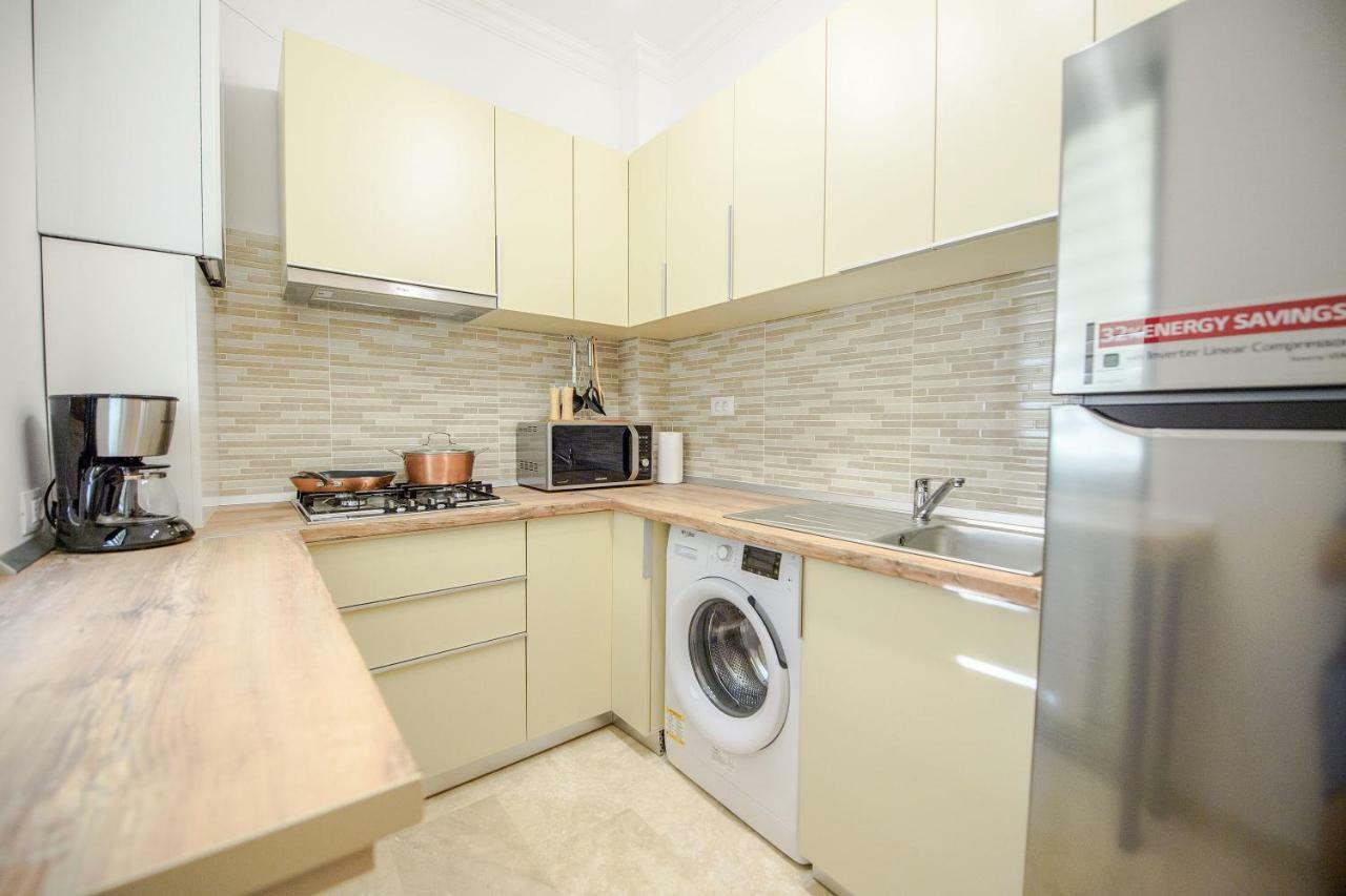 Apartament Le Bonheur Мамая Екстериор снимка