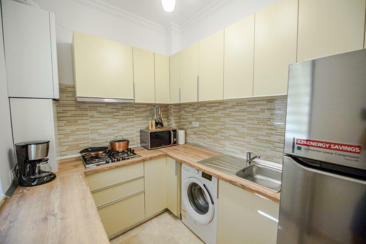 Apartament Le Bonheur Мамая Екстериор снимка