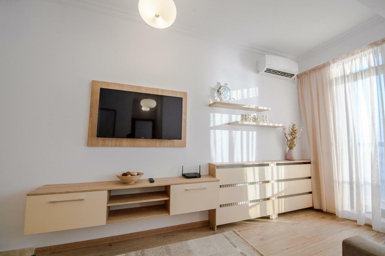 Apartament Le Bonheur Мамая Екстериор снимка